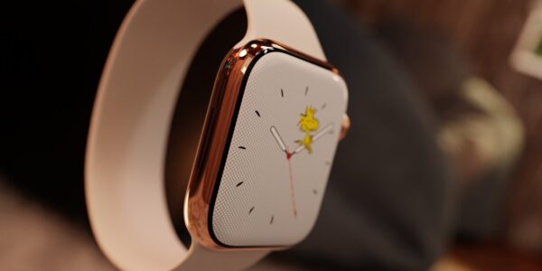 Gold Apple Watch Series 10 Premium Clone – 42mm Premium Gold Aluminium Case with Gold Sport Band